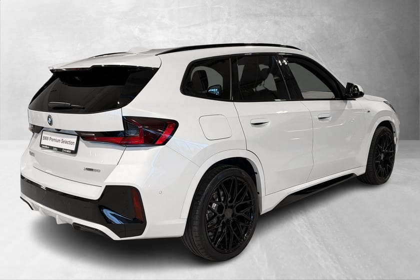 Bilde 4 av BMW iX1 xDrive30