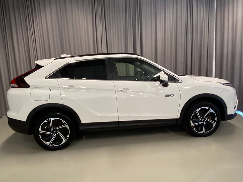 Bild 4 av Mitsubishi Eclipse Cross PHEV AWD Fleet Edition Backkamera Apple car