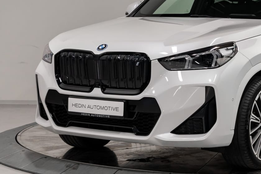 Bilde 2 av BMW iX1 xDrive30 Fully Charged