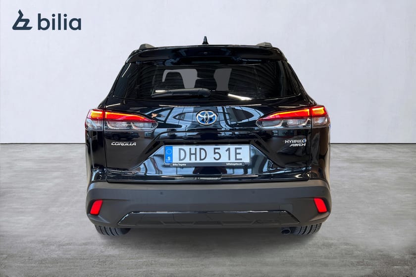 Bild 5 av Toyota Corolla Cross Hybrid AWD-i 2,0 EXECUTIVE SKINNKLÄDSEL JBL PANORAMA