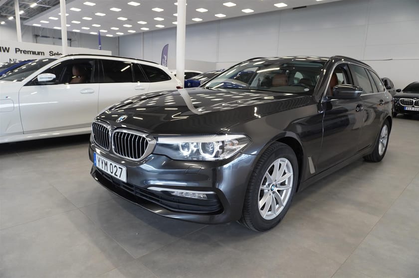 Bild 3 av BMW 520d xDrive Touring Sport Line Navi Värmare DAP Panorama Drag Keyless