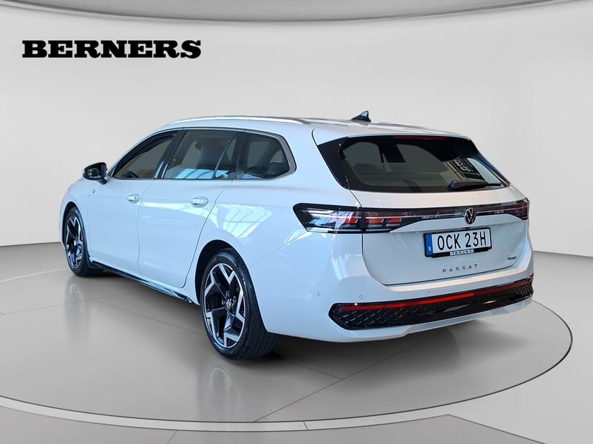 Bild 3 av Volkswagen Passat Sportscombi 2.0 TDI  4Motion DSG 193hK,R-Line/Drag/Värmare