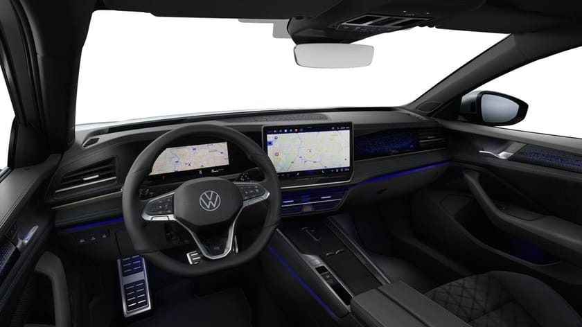 Bild 3 av Volkswagen Passat Variant eHybrid 272 DSG6 R-LINE