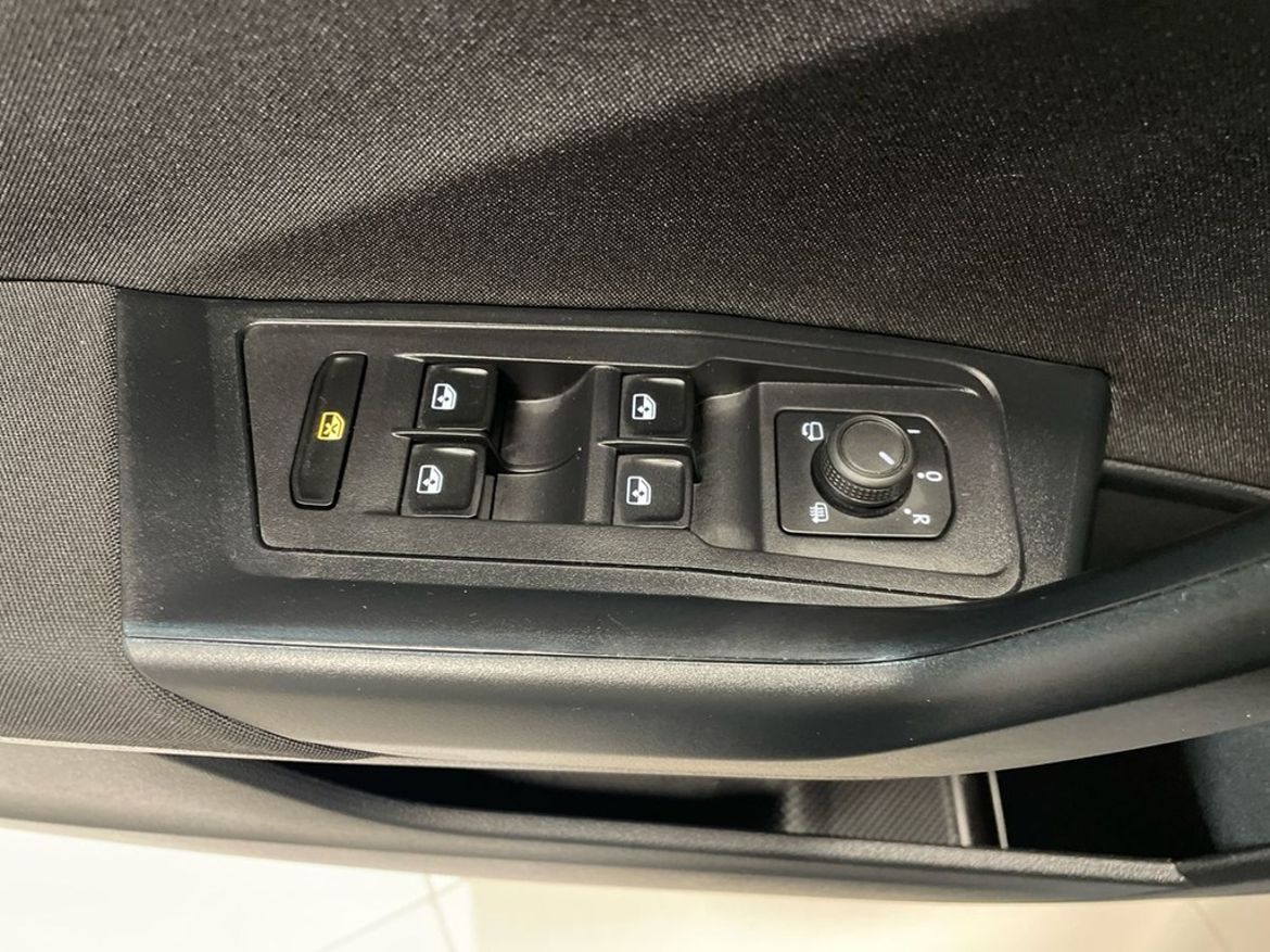 Volkswagen Volkswagen T-Roc — bild 17