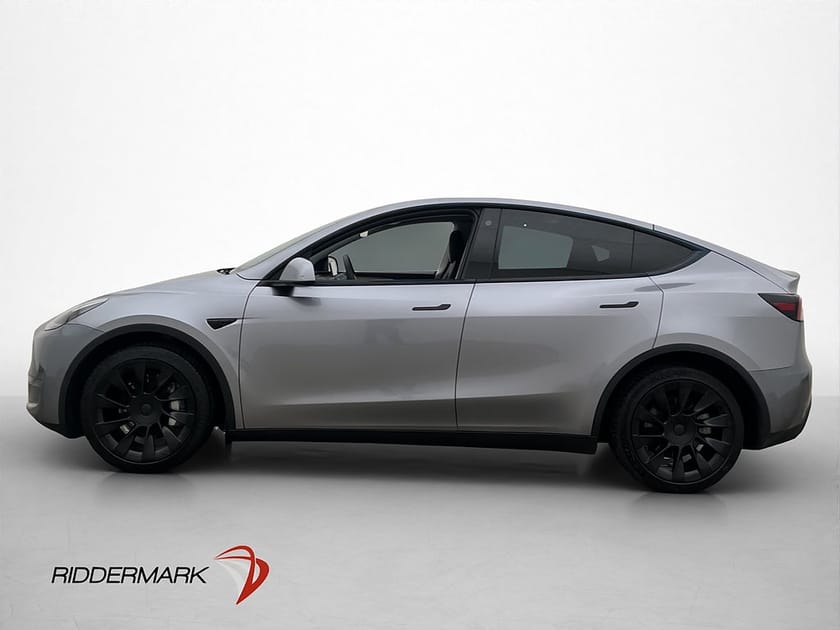 Bild 5 av Tesla Model Y Long Range AWD 514hk Drag Panorama AutoPilot