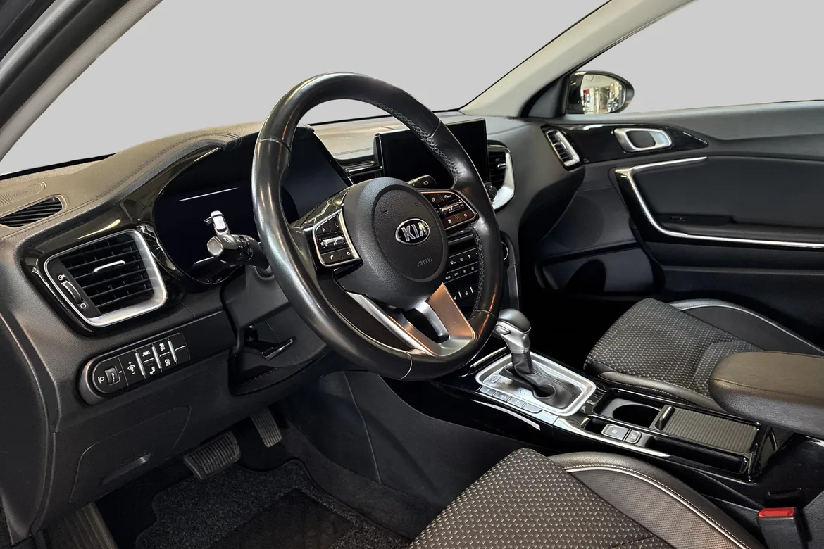 picture of a car