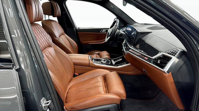 Bild 3 av BMW X5 xDrive50e xDrive 50e M Sport Pro Drag Innovation Travel Comfort H/K