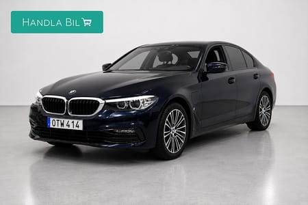 BMW 530e iPerformance Sedan Sport Line Rattv B-Kam Navigation