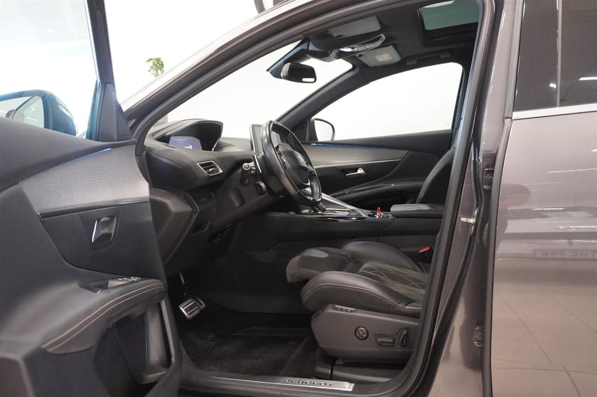 Bild 2 av Peugeot 3008 GT BlueHDi 180hk Automat