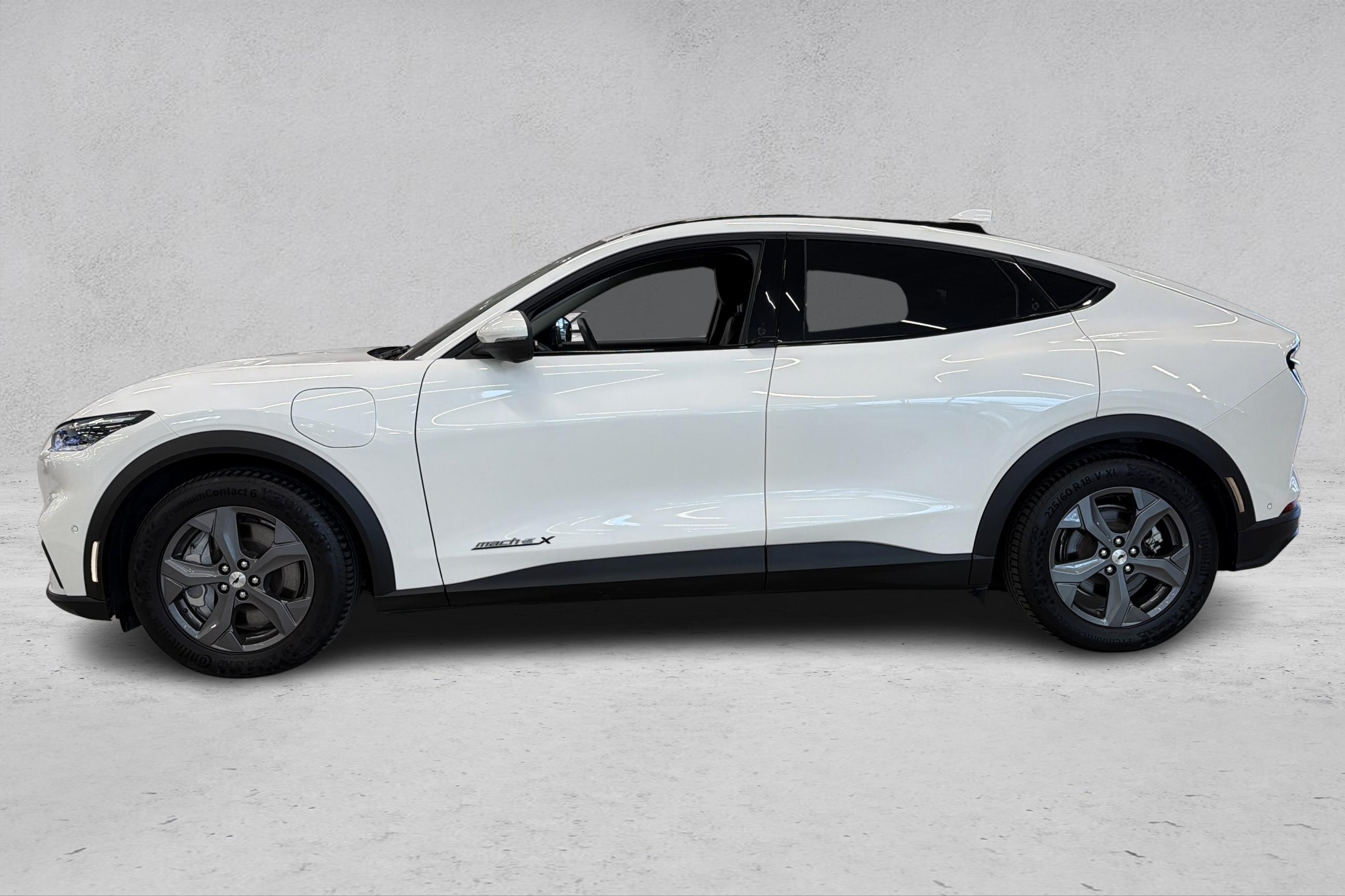 Ford Mustang Mach-E Long Range, 294hp, 2022