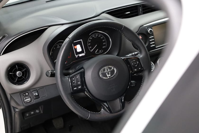 Bild 5 av Toyota Yaris 5-dörrar 1.5 VVT-iE Active 111hk / Vinterhjul