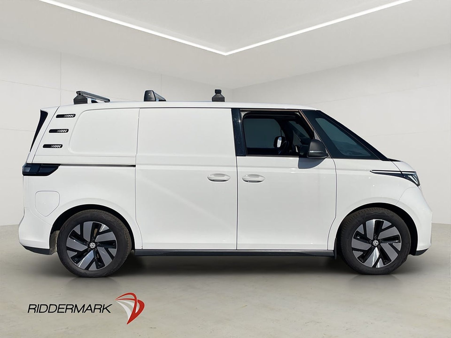 Volkswagen ID. Buzz Cargo 82 kWh Värmare 2023, bild 2/10