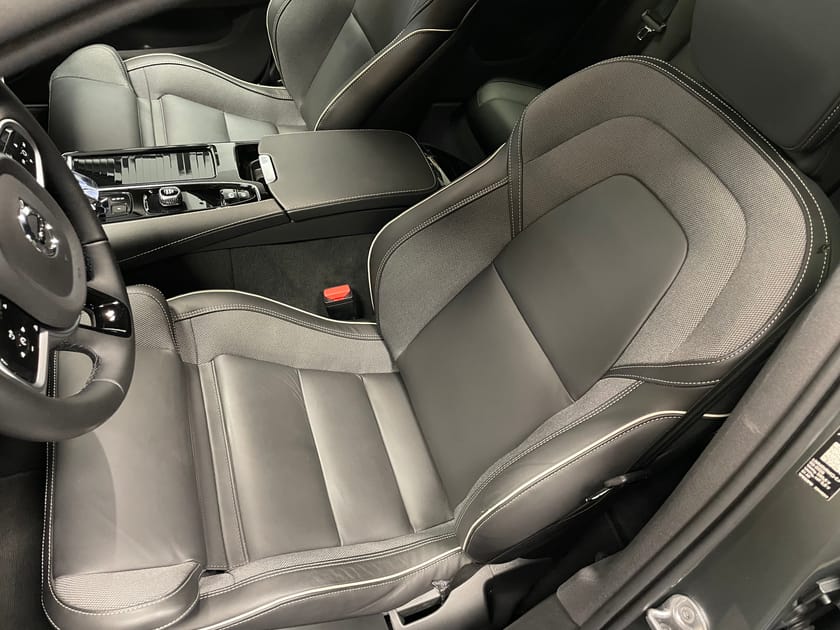Bild 4 av Volvo V60 T8 Plus Dark Nordic Edition