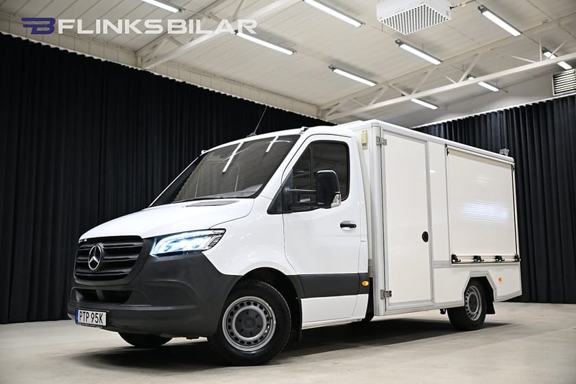 Bild 1 av Mercedes-Benz Sprinter 316 CDI Chassi 7G+ 163HK Automat|Servicebil|Påbyggnad|Aluca-Inredd