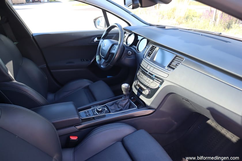 Bild 4 av Peugeot 508 SW 2.0 HDi 140hk Navi  Panorama Svensksåld