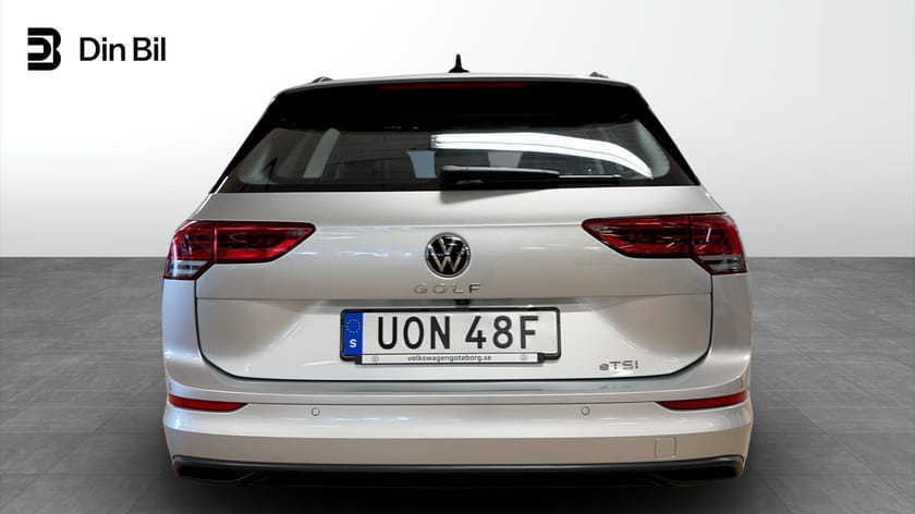 Bild 5 av Volkswagen Golf Sportscombi 1.5 eTSI 130 DSG/Dragpkt/värmare/keyless/nav/elbak