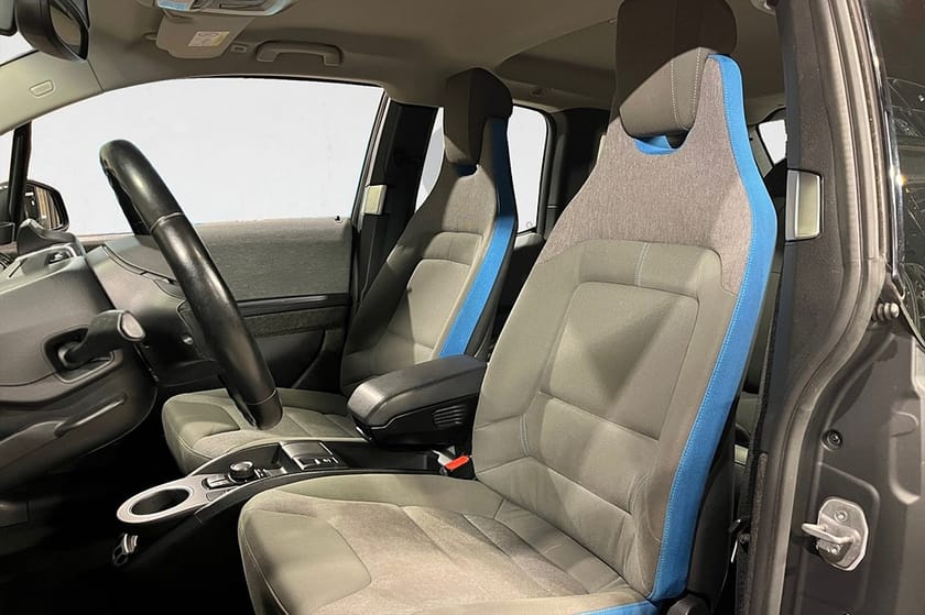 Bild 3 av BMW i3 60 Ah 170 HK AUT COMFORT PDC BLUETOOTH 360KR/ÅR NYBES