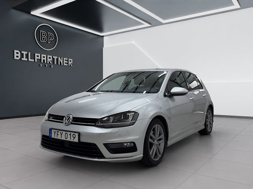 Bild 1 av Volkswagen Golf 5-dörrar 1.4 TSI BMT GT/S+V Däck/R-line/Dragkrok