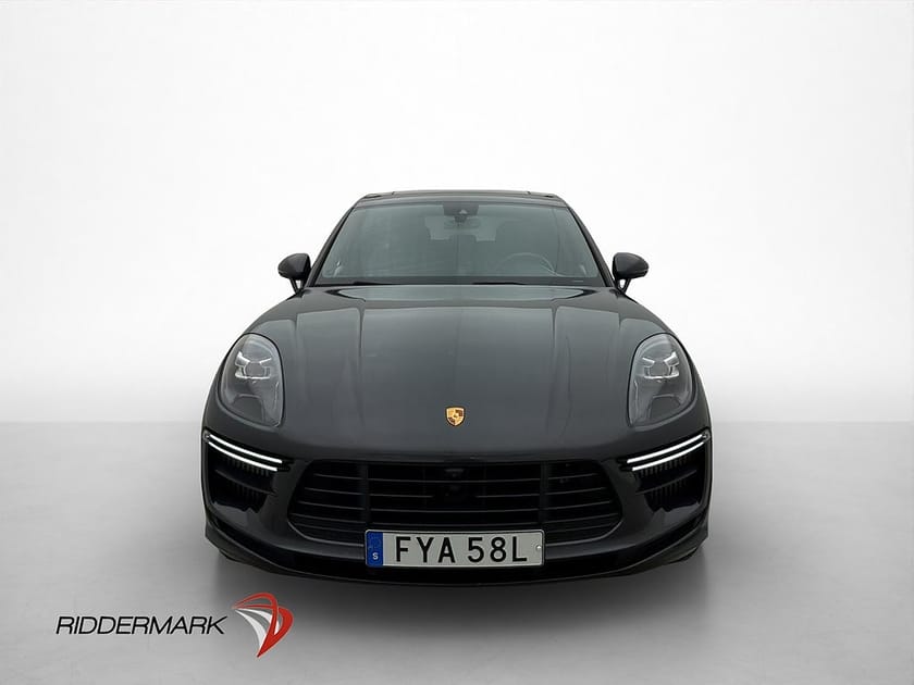 Bild 2 av Porsche Macan Turbo 440hk Chrono Sportavgas Pano BOSE PASM