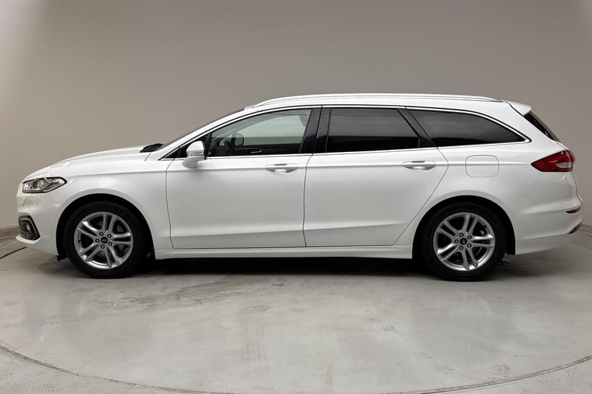 Bild 2 av Ford Mondeo Kombi 1.5T EcoBoost (165hk) Titanium