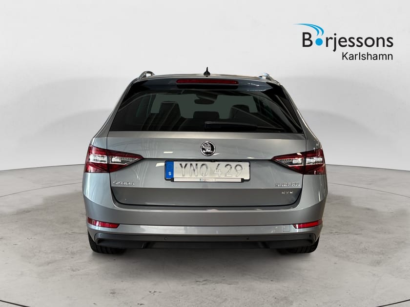 Bild 4 av Škoda Superb Kombi Combi 2.0 TDI 4m DSG L&K