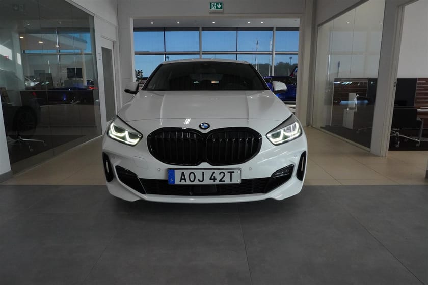 Bild 3 av BMW 118i M-Sport Adapt. Farth. HiFi M-Stol PDC
