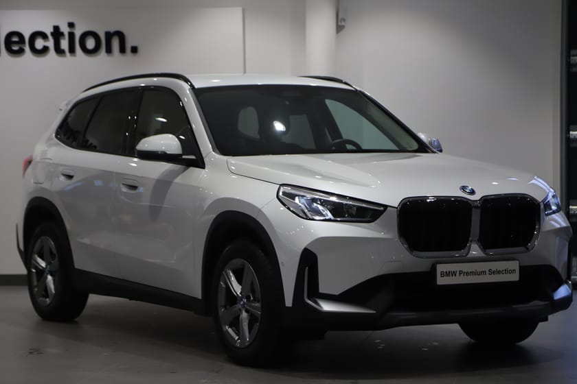 Bild 1 av BMW X1 xDrive25e