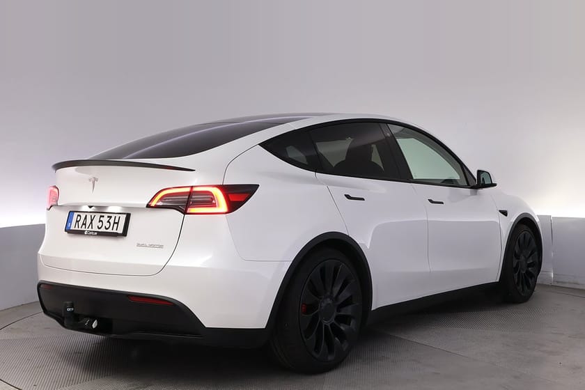 Bild 5 av Tesla Model Y Performance Autopilot Panorama Drag