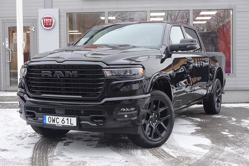 Bild 1 av RAM 1500 Crew Cab Dodge Laramie Night Premium 420HK | 4 750:-/mån