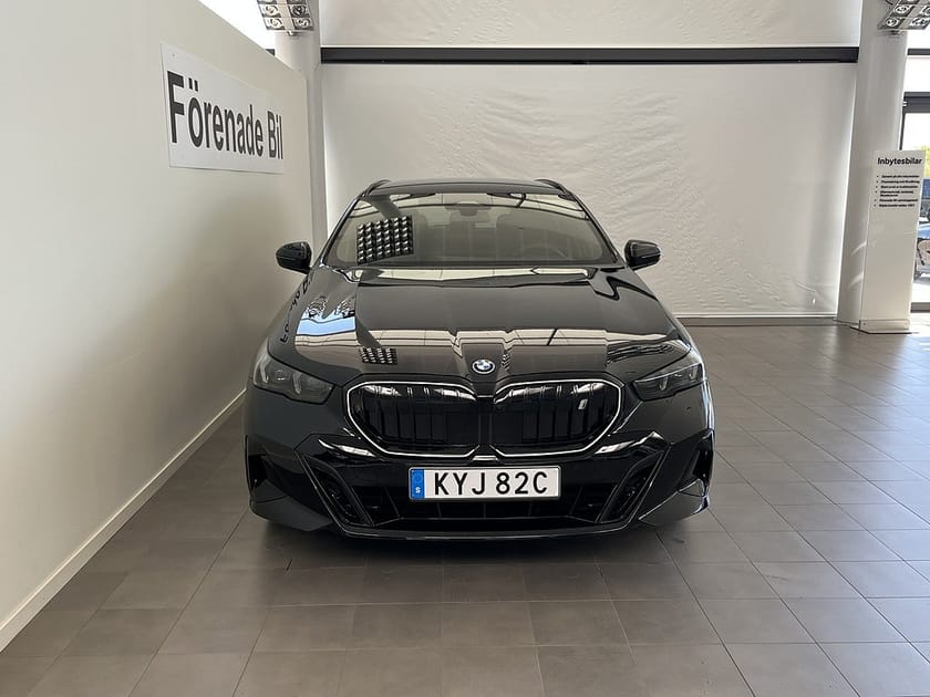 Bild 2 av BMW i5 xDrive40 Touring