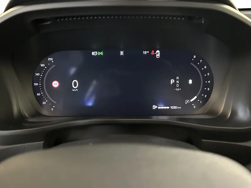 Bild 10 av 15 – Volvo XC40 B3 FWD Bensin Plus Dark
