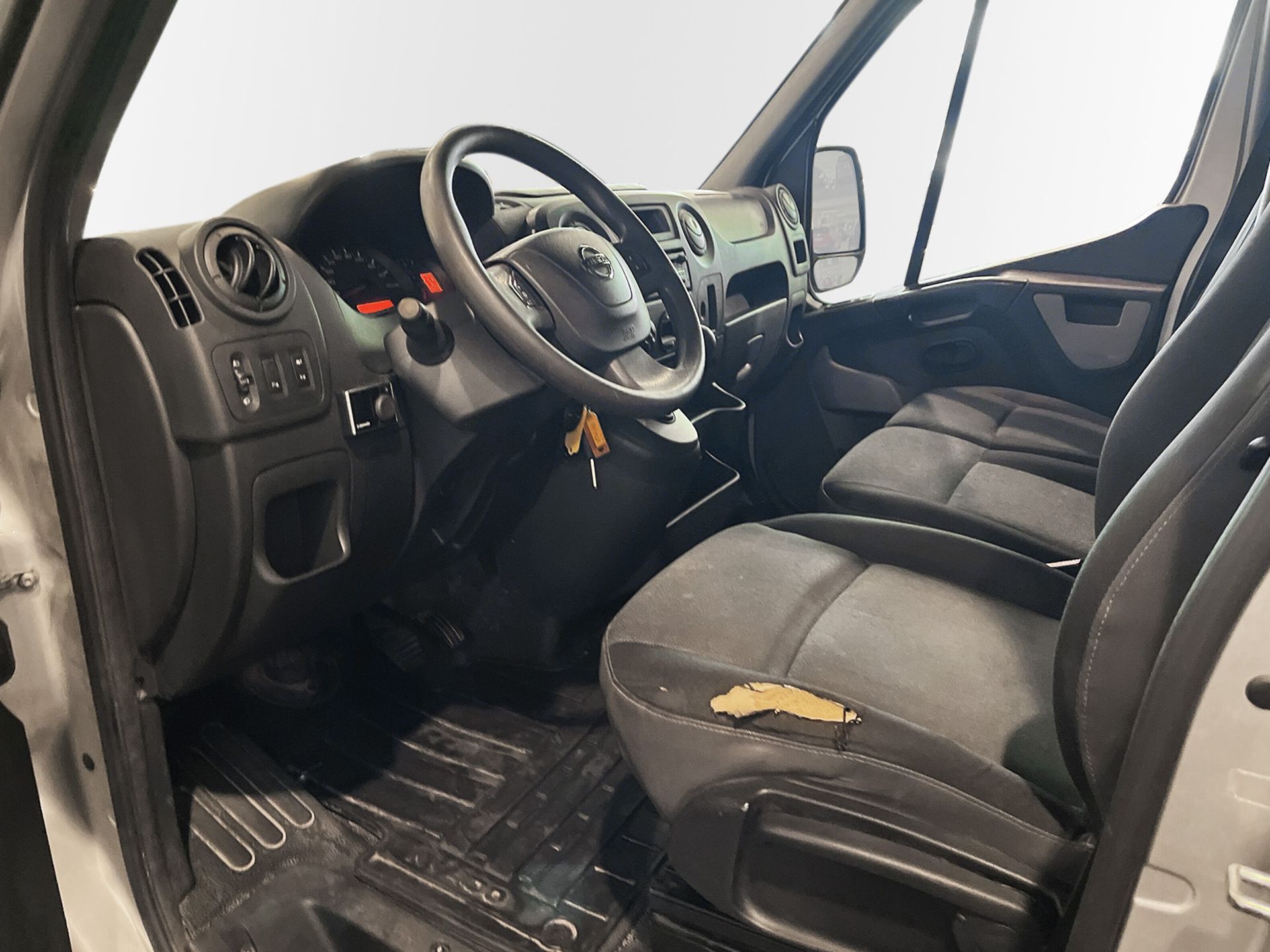 Nissan NV400 2.3 dCi 2018, bild 7/10