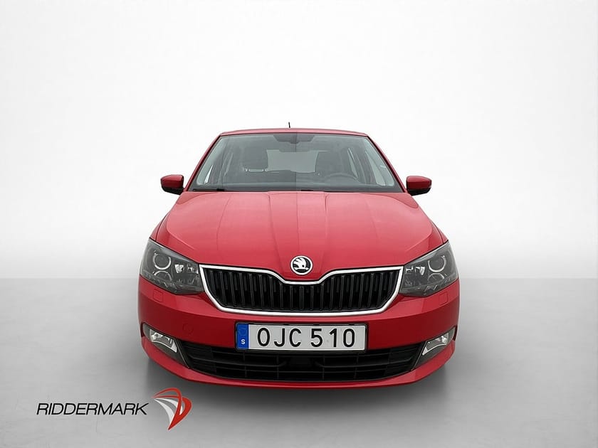 Bild 2 av Škoda Fabia Skoda TDI 90hk Style Sensorer CarPlay Farthållare