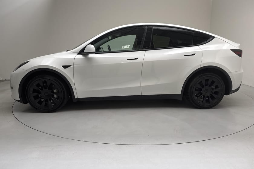 Bild 2 av Tesla Model Y Long Range AWD 