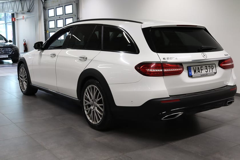 Bild 4 av Mercedes-Benz E 220 d 4MATIC All-Terrain 220d Avantgarde Dieselvärmare Drag