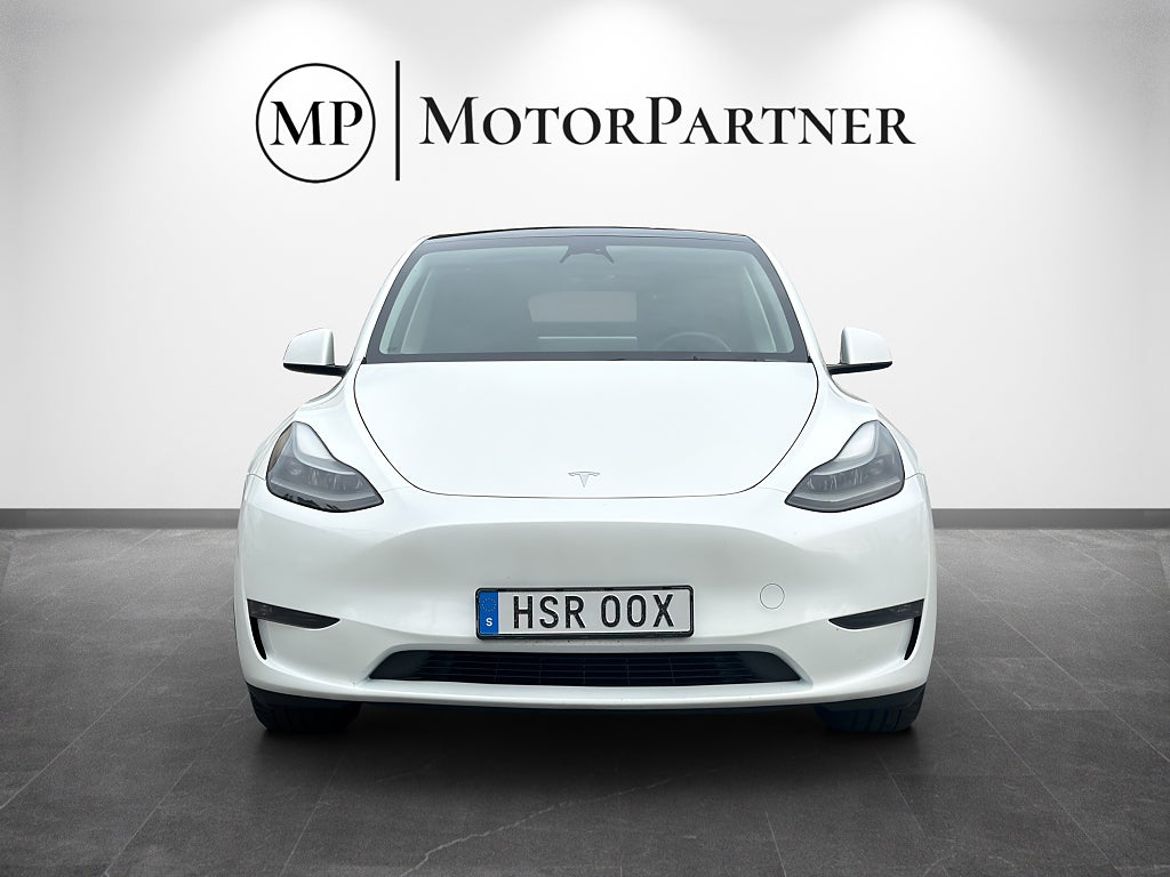 Tesla Model Y Long Range AWD, bild 3 av 18