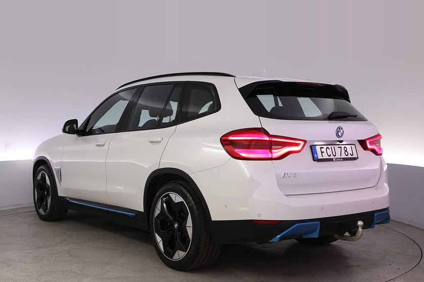 Bild 4 av BMW iX3 Charged Plus Pano HUD 360 H/K Elstol Drag