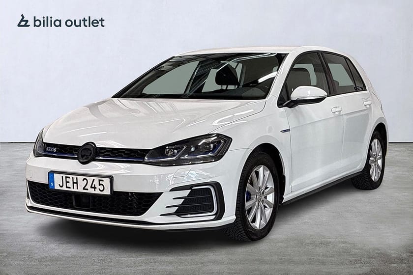 Bild 1 av Volkswagen Golf GTE 1.4 TSI DSG 204hk P-sensor Adaptivfarth MOMS