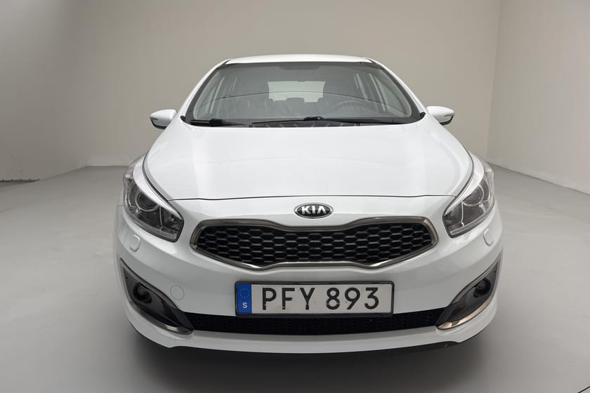 Bild 5 av Kia cee'd 1.6 5dr (135hk) AC Lågmil Bluetooth