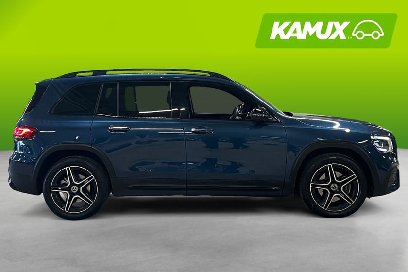 Bild 2 av Mercedes-Benz GLB 200 d 4MATIC AMG Premium Plus 7-Sits Pano Värmare Drag Widescreen 360-kam En ägare!