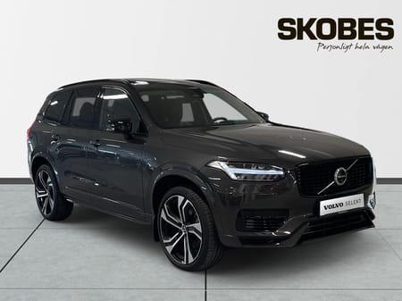 Volvo XC90 7-seater Recharge T8 Ultimate Dark Edition.