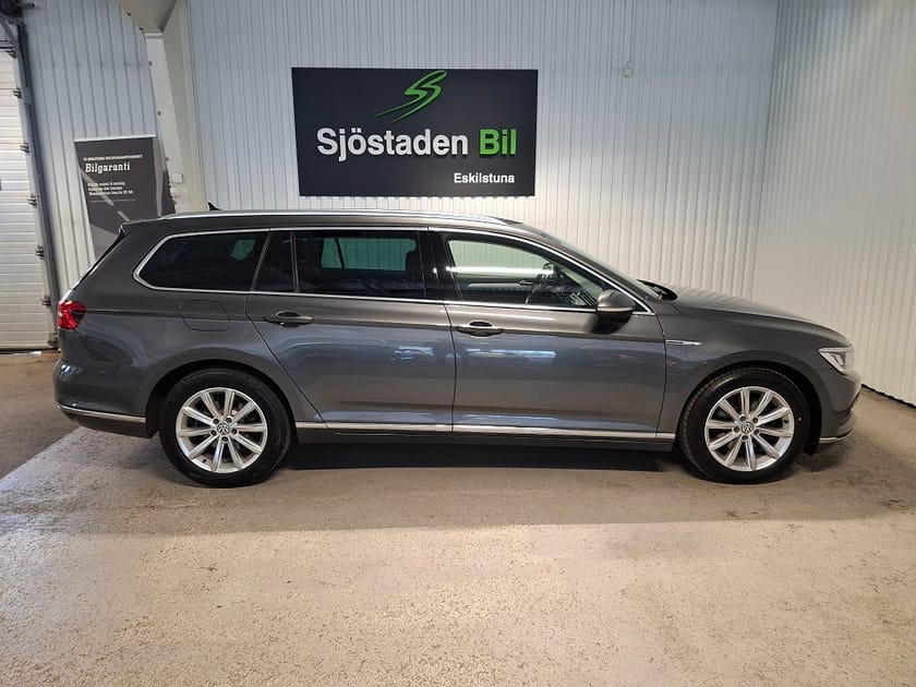 Bild 4 av Volkswagen Passat Sportscombi SC 2.0 TDI 4Motion Executive GT Värmare Skinn Infb Drag