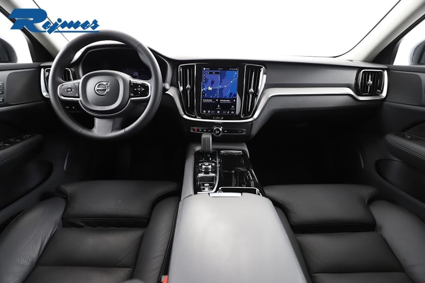 Bild 2 av Volvo V60 Recharge T6 Plus Dark