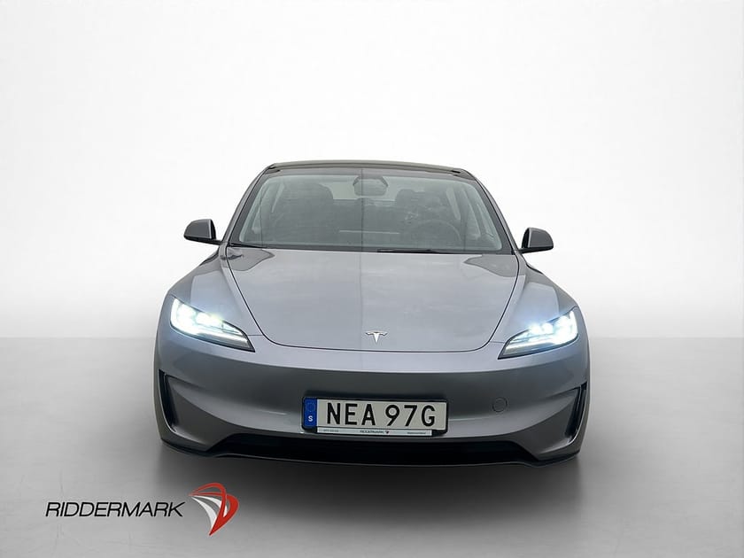 Bild 2 av Tesla Model 3 Performance
