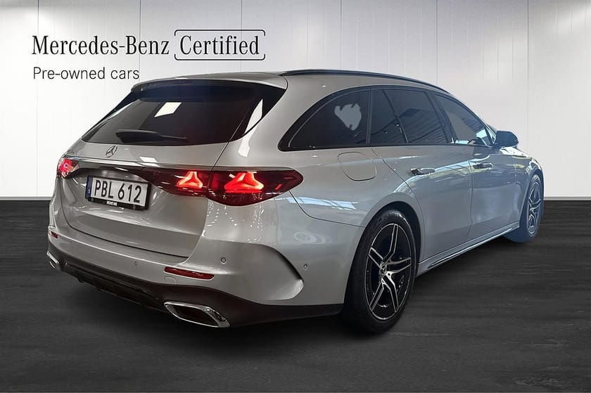 Bild 3 av Mercedes-Benz E 300 T e AMG Line Kombi Dragkrok Night Package