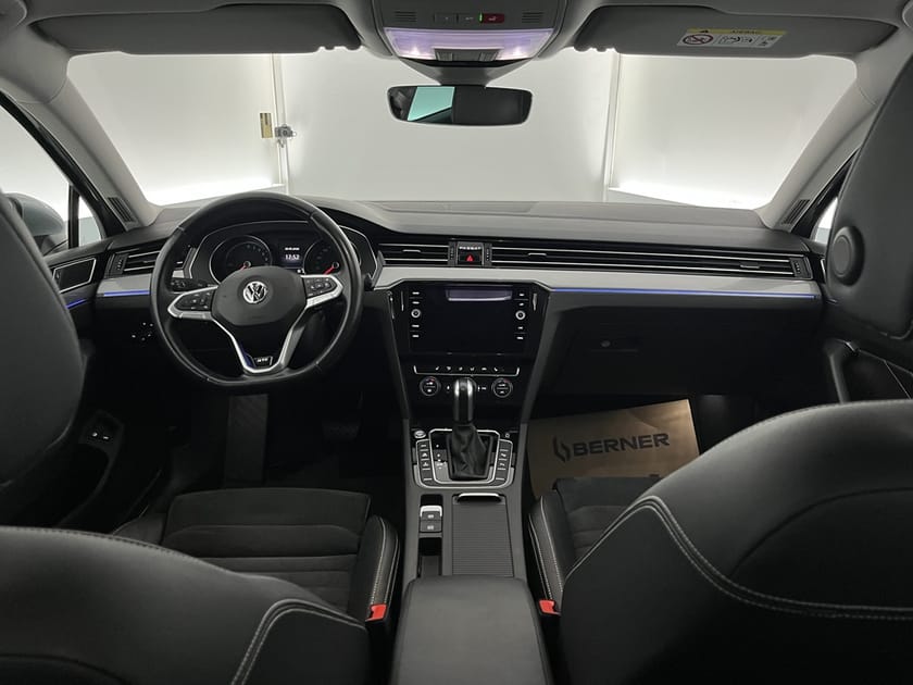 Bild 5 av Volkswagen Passat Sportscombi GTE 218hk Executive Drag Värm Kamera Nav