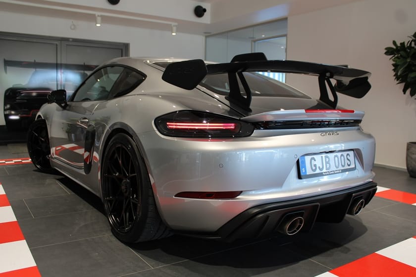 Bild 2 av Porsche 718 CAYMAN GT4 RS