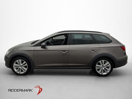 SEAT Leon X-Perience 1.6 TDI 4Drive Värm Kamera Drag CarPlay