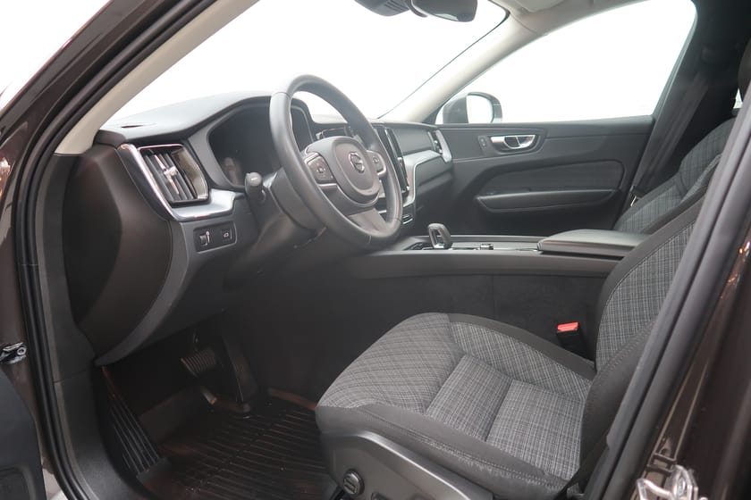 Bild 4 av Volvo XC60 B4 AWD Diesel Mom Advanced Edt II