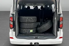 Ford Tourneo Custom 320